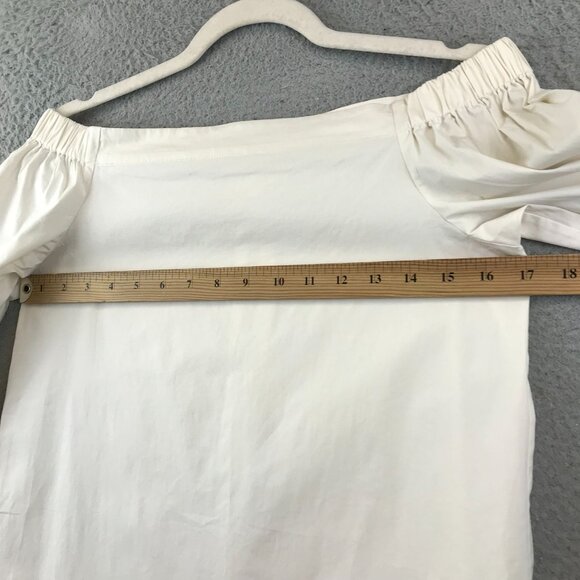 Off-Shoulder Ivory‎ Blouse With 3/4 Sleeves Elastic Neckline & Buttoned Cuffs - Picture 6 of 9
